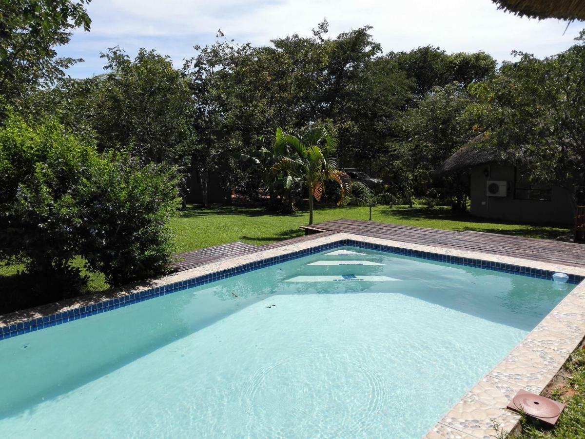 Chobe Sunset Chalets Lesoma Exterior photo