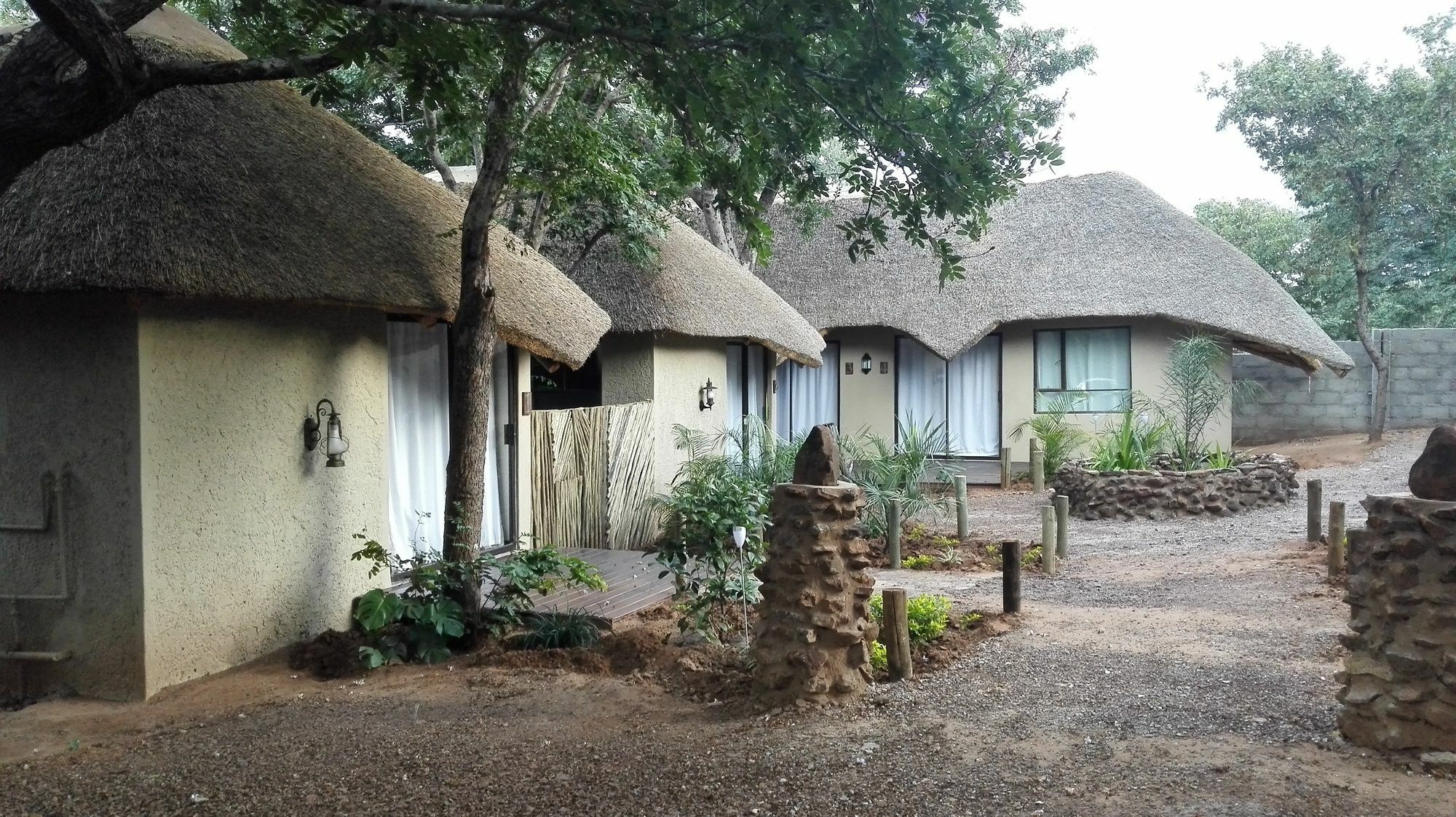 Chobe Sunset Chalets Lesoma Exterior photo